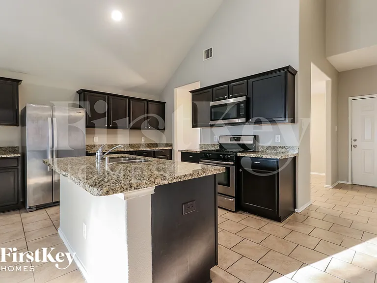 21699 Horseshoe Dr — Photo 7