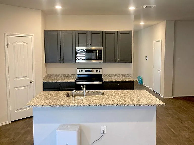 404 Chaco Loop — Photo 2