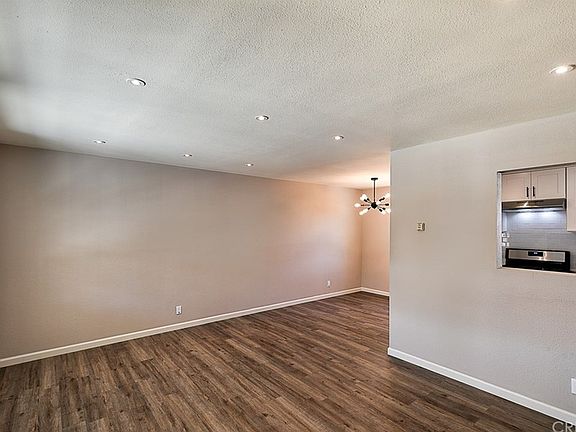 4th image of 5139 Larkspur Dr