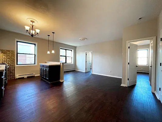 Rented by Triplemint | media 13