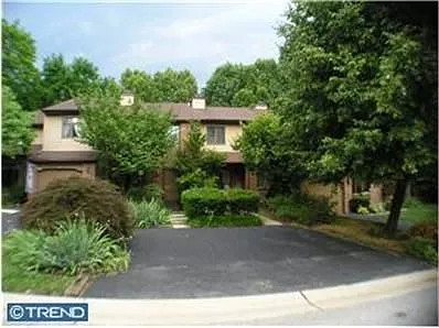 503 Hanover Ct photo 1