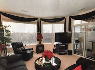 6995 S Riverwood Blvd UNIT 103, Franklin, WI 53132