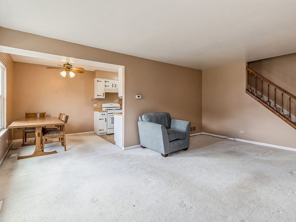 38 Fernwood Ct, Vernon Hills, IL 60061 Zillow