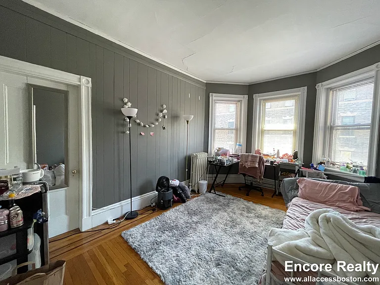 11 Park St #6 — Photo 31