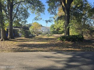 112 Oak Crest Dr, Lafayette, LA 70503