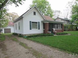 821 Western Ave, Henry, IL 61537