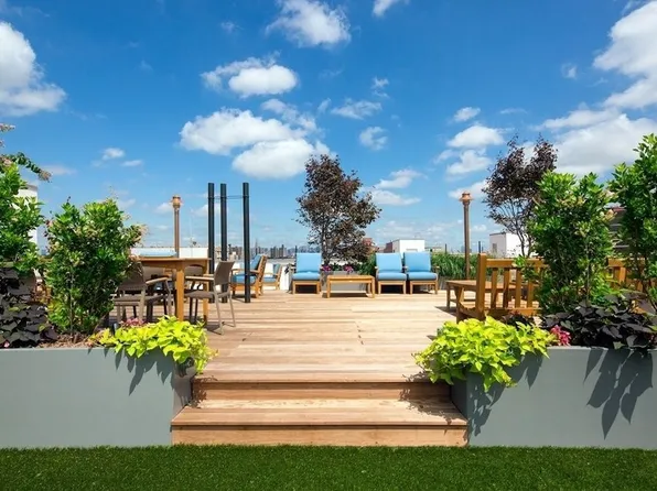 180 Franklin Avenue image 14 of 14