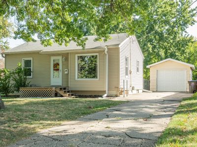 3935 54th St, Des Moines, IA, 50310