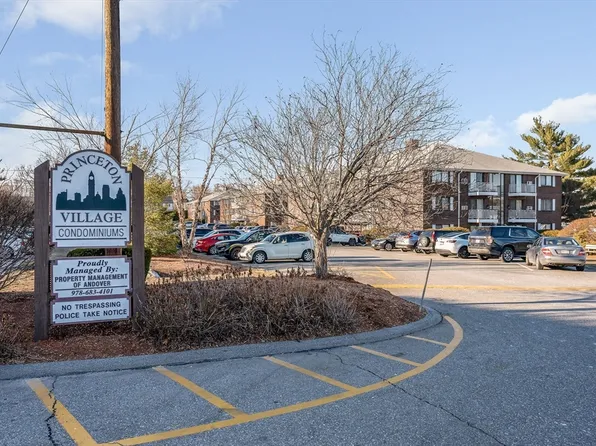 270 E Haverhill St APT 12, Lawrence, MA 01841