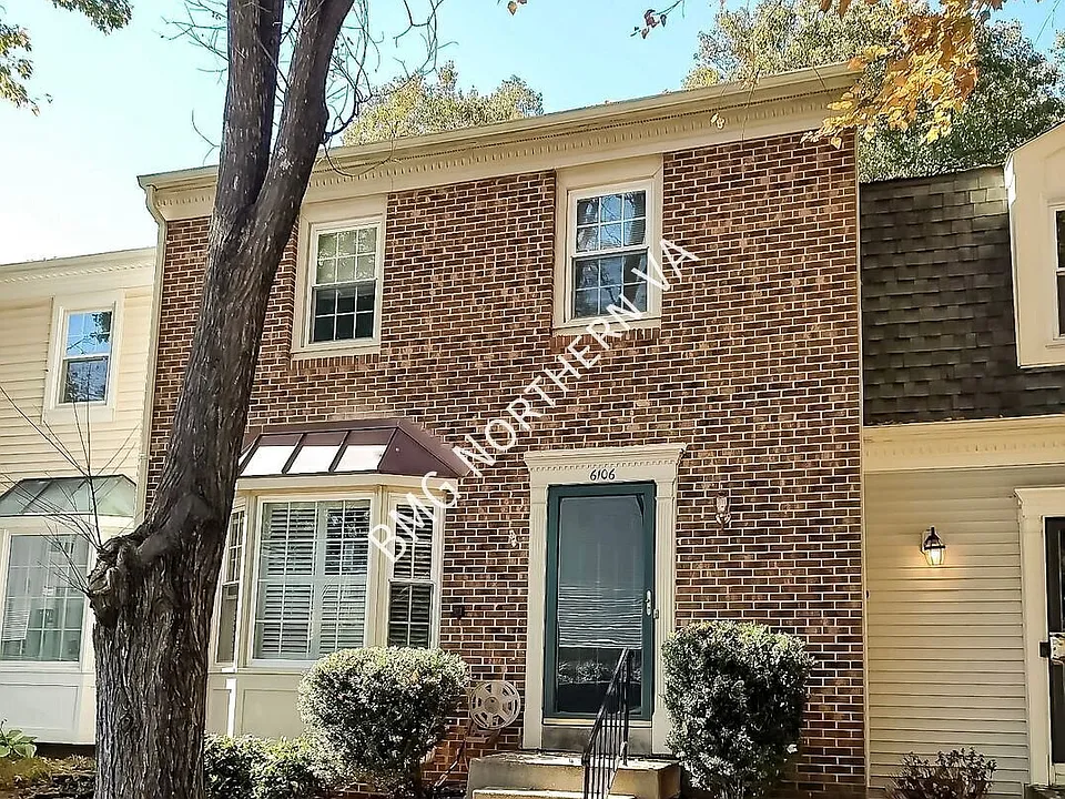 6106 Heron Pond Ct