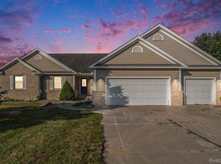 4043 Spring Hue Ln, Davison, MI 48423