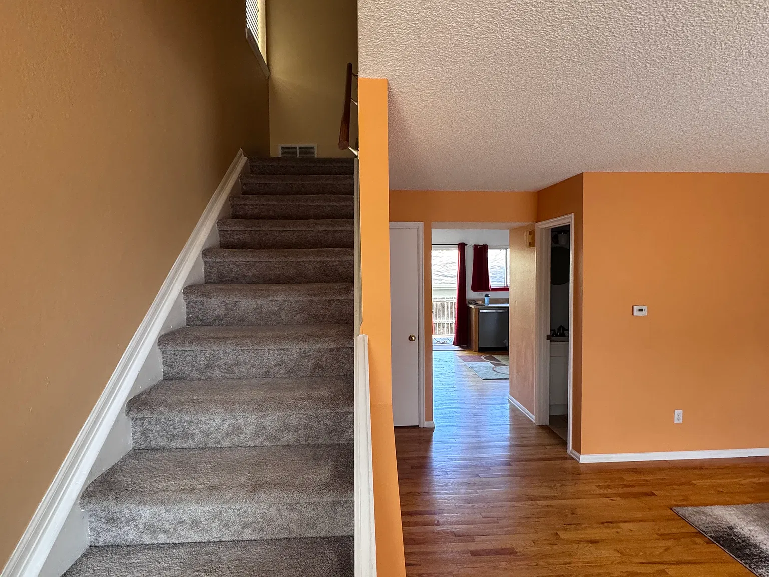 S Mobile Cir, Aurora — Photo 2