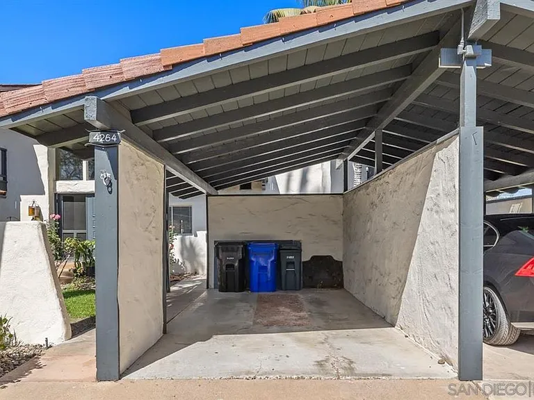 4264 Loma Riviera Ln — Photo 18