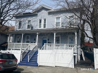 118 Pequonnock St, Bridgeport, CT 06604