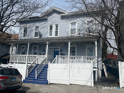 118 Pequonnock St Photo 1