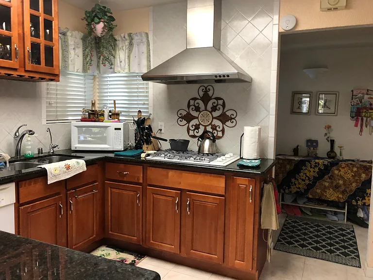 1092 Keldon Dr #SINGLE STORY — Photo 12