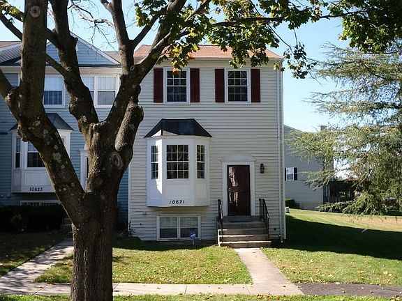 2nd image of 10621 Campus Way S
