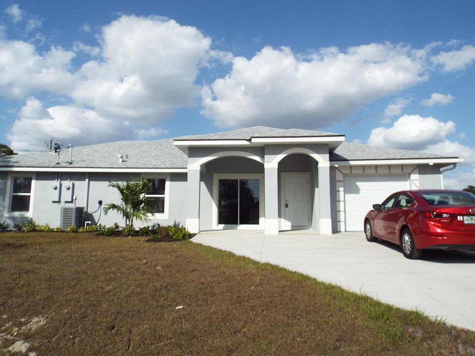 1st image of 2443 Quentin Ave S