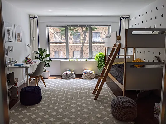 Rented by SP Brokerage Inc | media 14