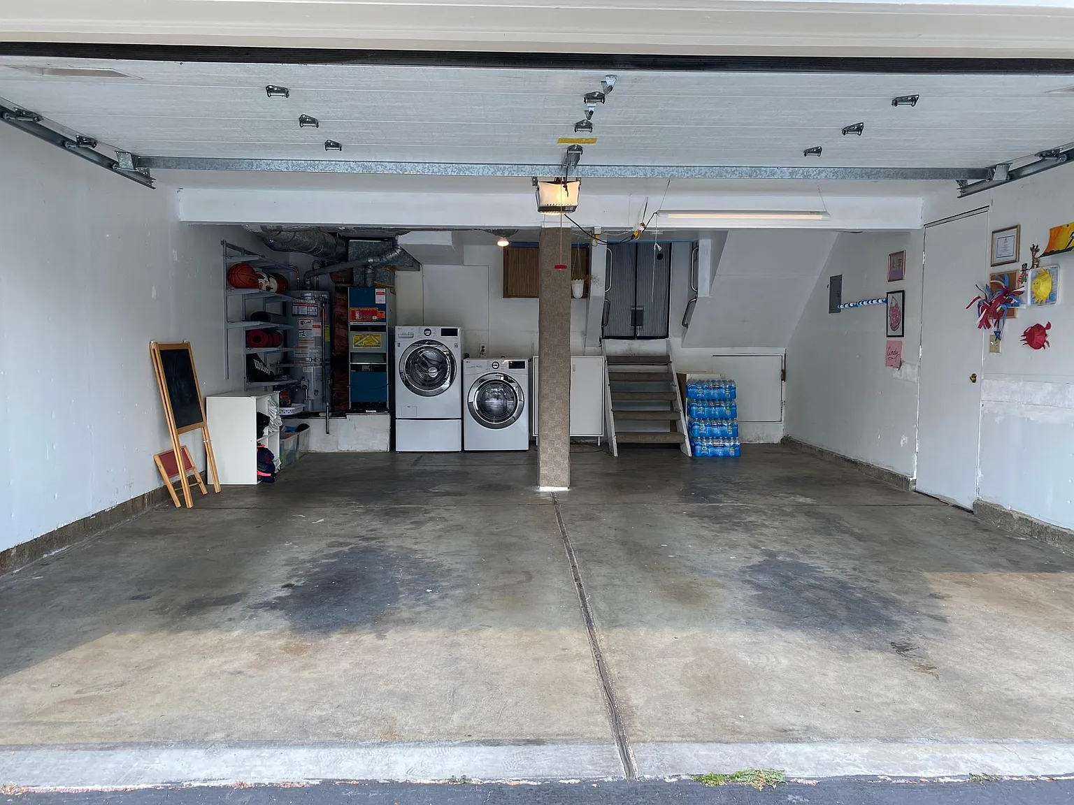 1409 Pinehurst Sq — Photo 2