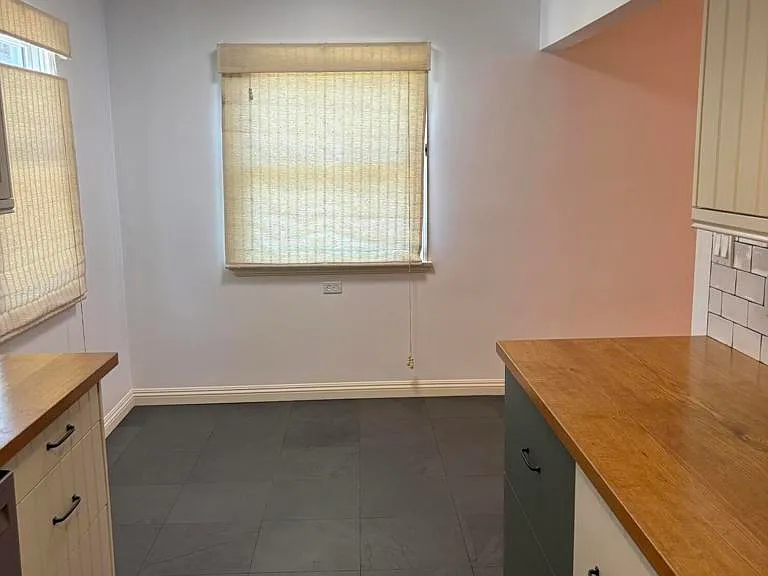 1725 Harding Ave — Photo 8