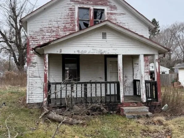 22835 Hartzer Ave, South Bend, IN 46628