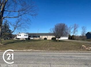 14108 Hough Rd, Allenton, MI 48002
