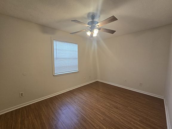 3rd image of 3714 Avenue S APT 5