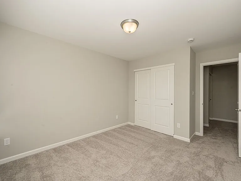 33 Wingtip Ct — Photo 26