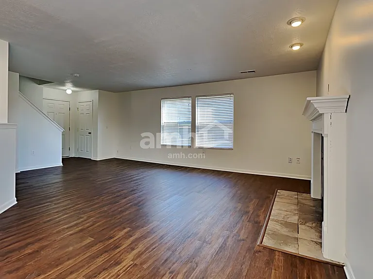 7797 Highbrook Dr — Photo 8