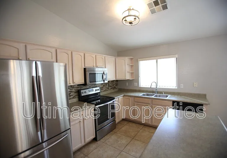 13390 W Watson Ln — Photo 6