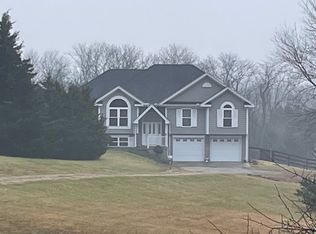 5855 Buena Vista Rd, Edgerton, MO 64444