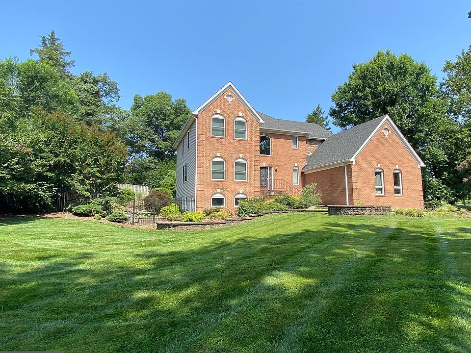 1st image of 13657 Birch Dr