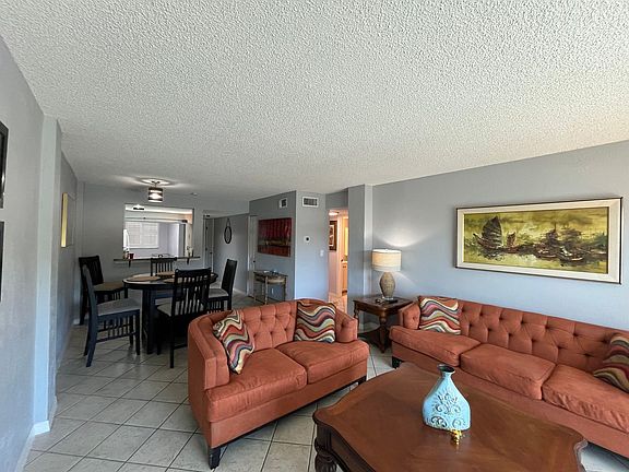 4th image of 145 Halifax Ave APT 205