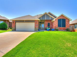 15909 Burkett Cir, Edmond, OK 73013