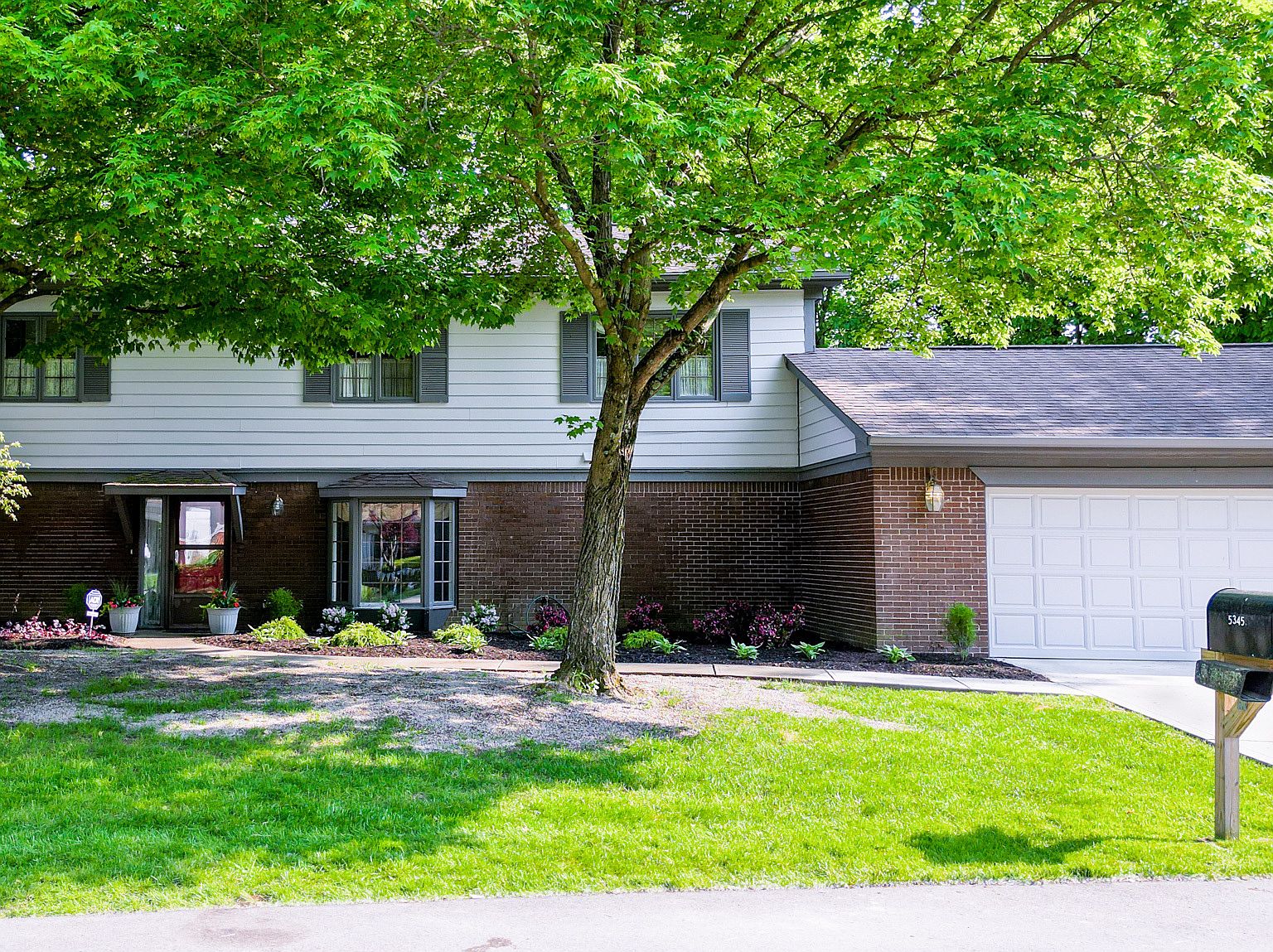 5345 Hawks Point Rd, Indianapolis, IN 46226 Zillow