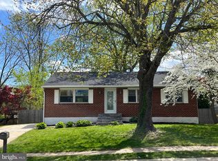 14 Cornwall Dr, Newark, DE 19711