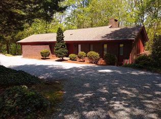 673 Wilderness Rd, Tryon, NC 28782