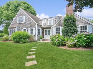 162 Sayres Path, Wainscott, NY 11975