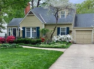 5500 Canterbury Rd, Fairway, KS 66205