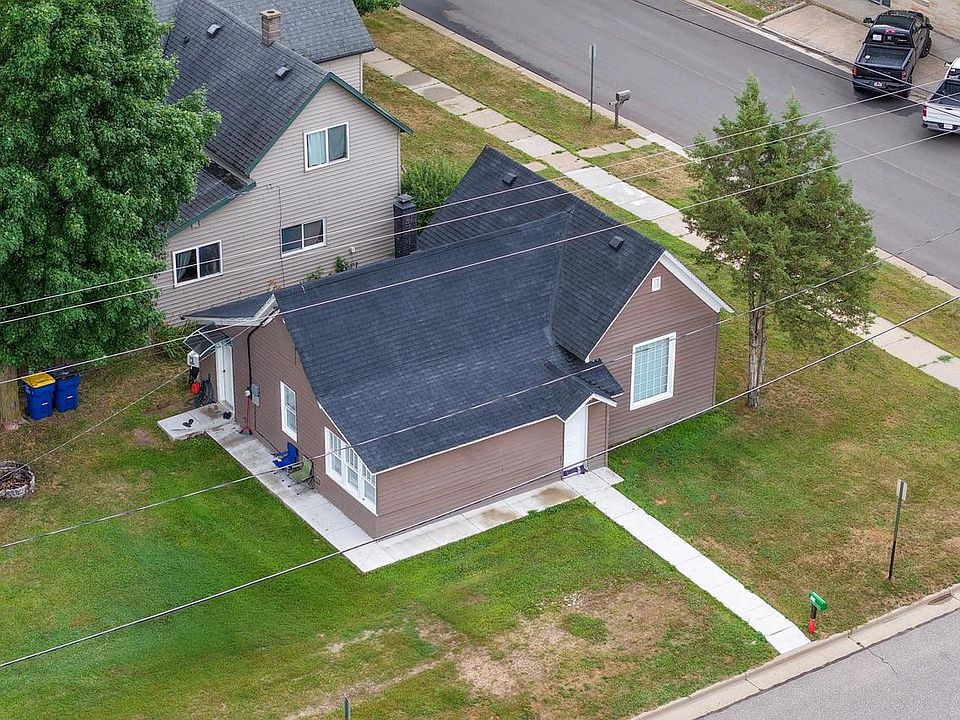 1st image of 111 S OREGON STREET