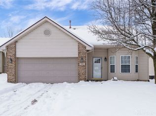 5135 Mallet Club Dr, Dayton, OH 45439