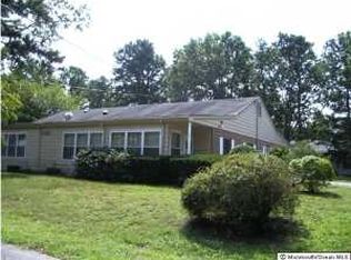 3 Hemlock Dr, Egg Harbor Township, NJ 08234