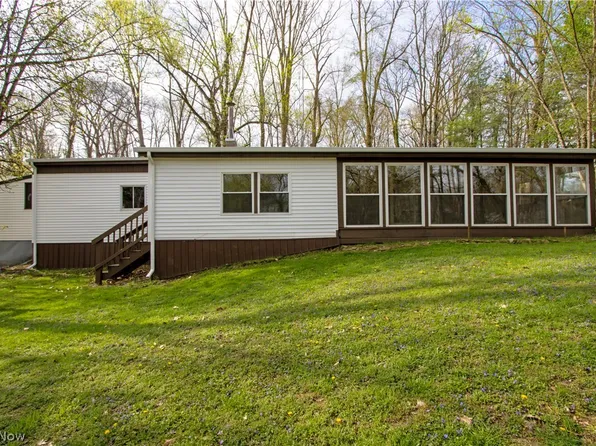 14069 Township Road 1058, Lakeville, OH 44638