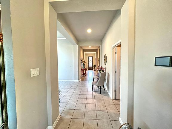 3rd image of 8419 Noella Way