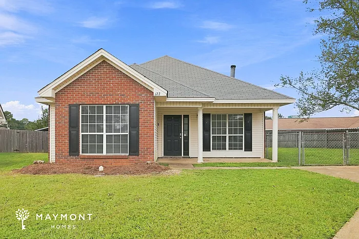 122 Forestwood Dr