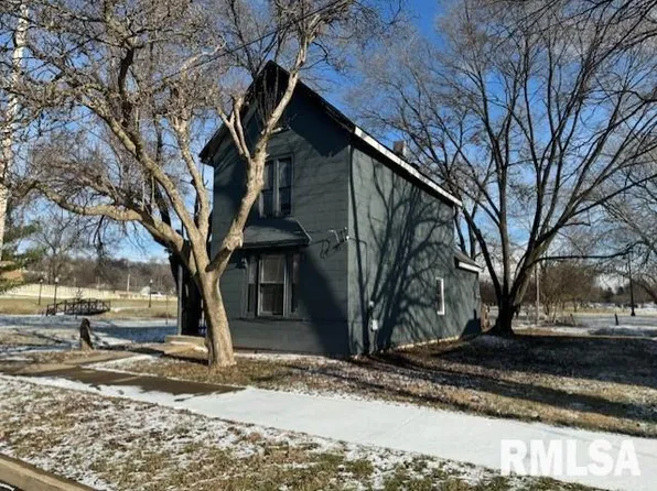 320 N Saratoga St, Peoria, IL 61605