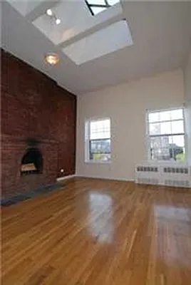 Rented by Buchbinder & Warren | media 18