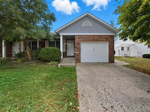 420 Hill St, Washington, MO 63090