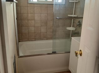 611 S Orange Ave APT 6, Santa Ana, CA 92701